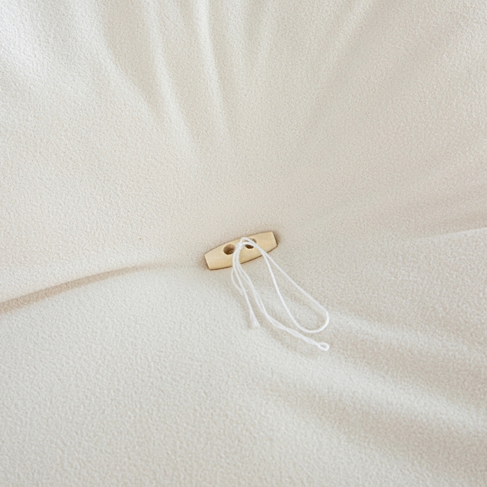 91家纺网 家纺一手货源 找家纺 沐沐家纺2026新款油蜡皮床头靠背 橙色