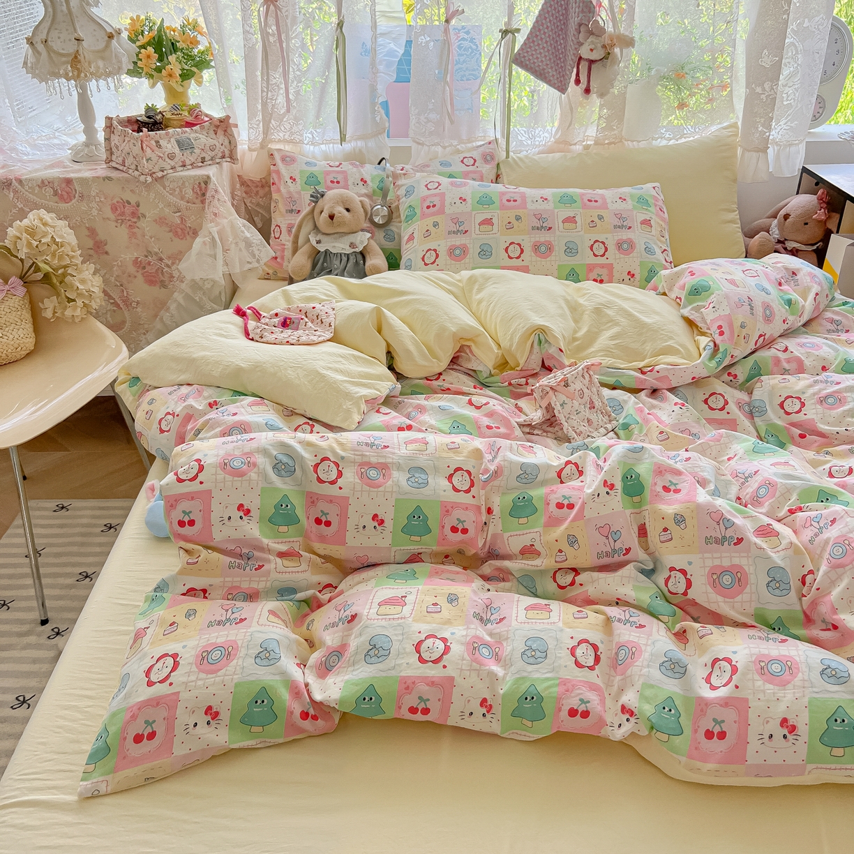 91家纺网 家纺一手货源 找家纺 盼季家纺 2025新款A类水洗棉印花双拼床上用品四件套学生宿舍床笠三件套 简单款-方方乐园