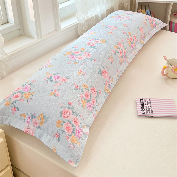 91家纺网 家纺一手货源 找家纺 圣比熊 2025新款云感双层纱印花双人枕套情侣1.5m枕芯套1.8床枕头 繁花入梦