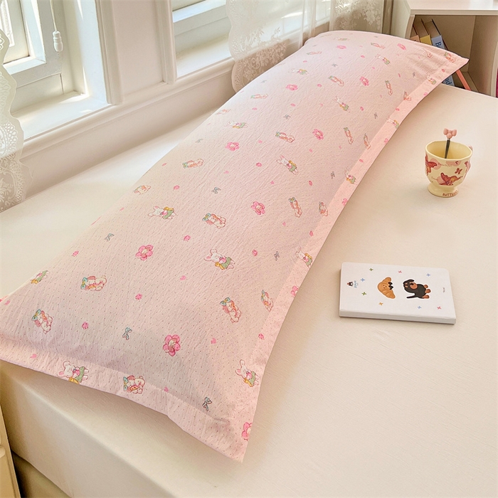 91家纺网 家纺一手货源 找家纺 圣比熊 2025新款云感双层纱印花双人枕套情侣1.5m枕芯套1.8床枕头 花田小兔