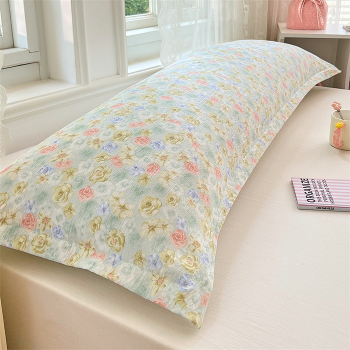 91家纺网 家纺一手货源 找家纺 圣比熊 2025新款云感双层纱印花双人枕套情侣1.5m枕芯套1.8床枕头 春日初见