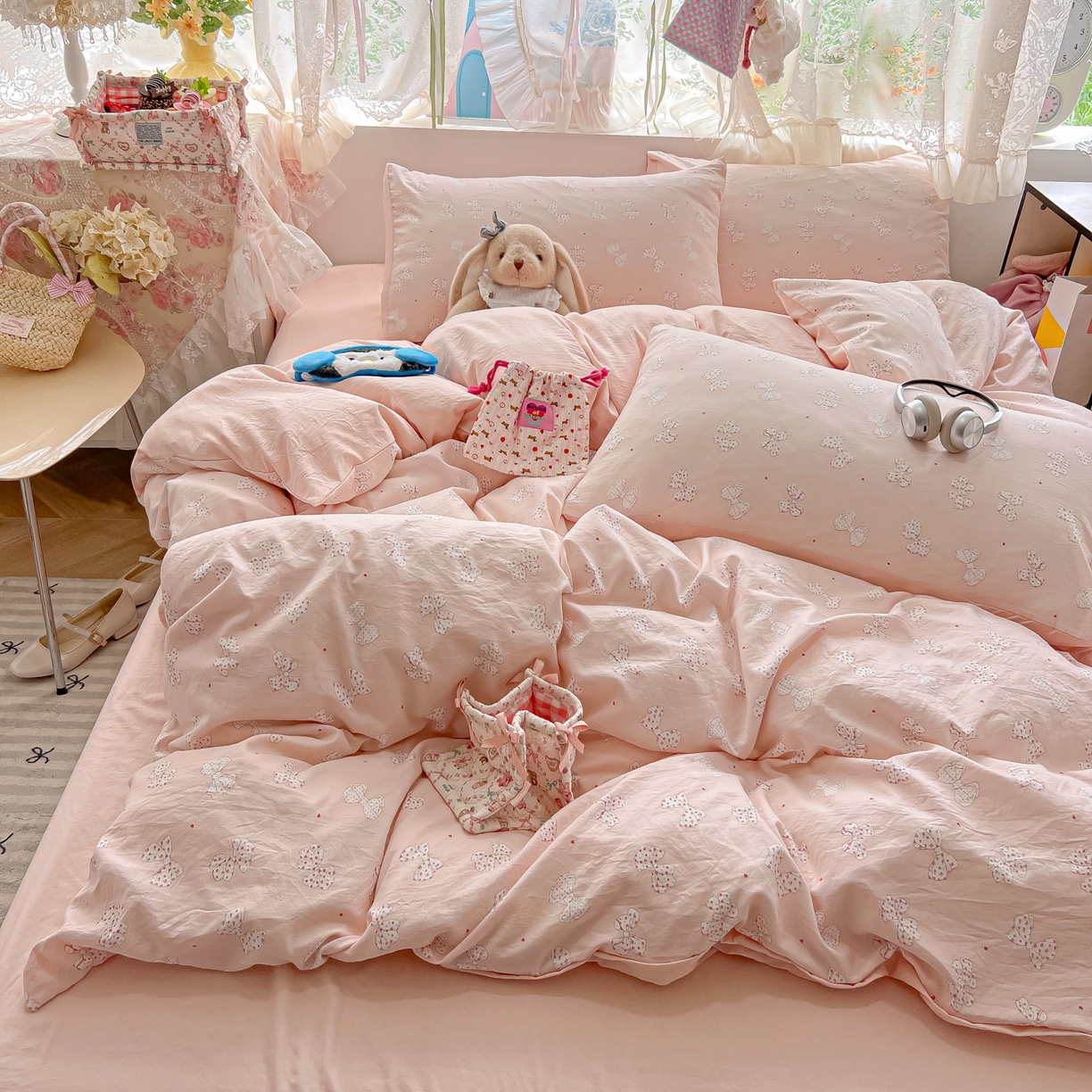 91家纺网 家纺一手货源 找家纺 盼季家纺 2025新款A类水洗棉印花双拼床上用品四件套学生宿舍床笠三件套 简单款-少女蝴蝶结