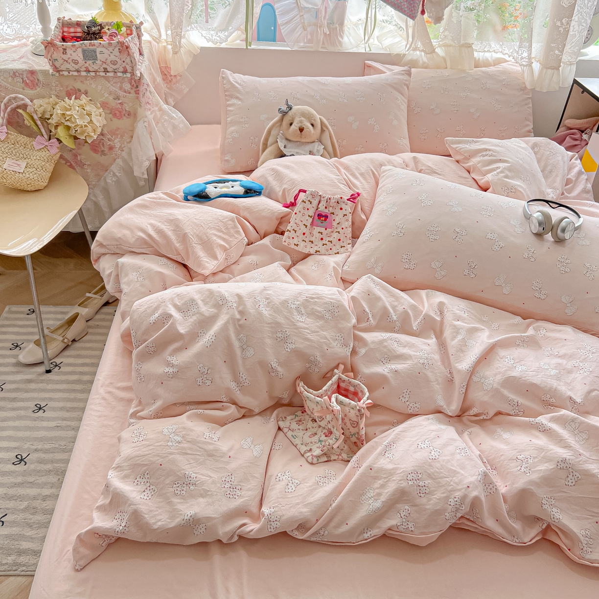 91家纺网 家纺一手货源 找家纺 盼季家纺 2025新款A类水洗棉印花双拼床上用品四件套学生宿舍床笠三件套 简单款-少女蝴蝶结