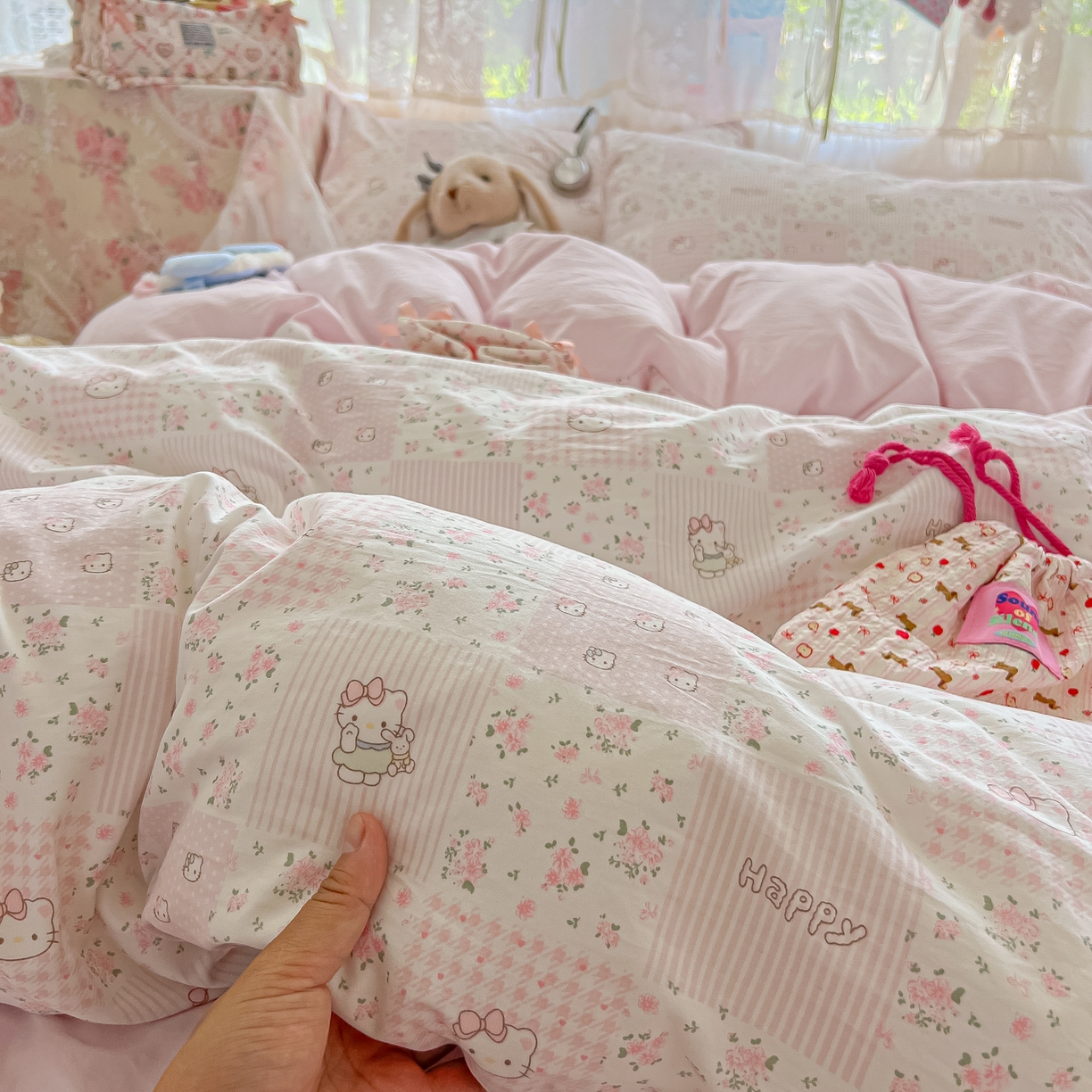 91家纺网 家纺一手货源 找家纺 盼季家纺 2025新款A类水洗棉印花双拼床上用品四件套学生宿舍床笠三件套 简单款-碎花格格瞄