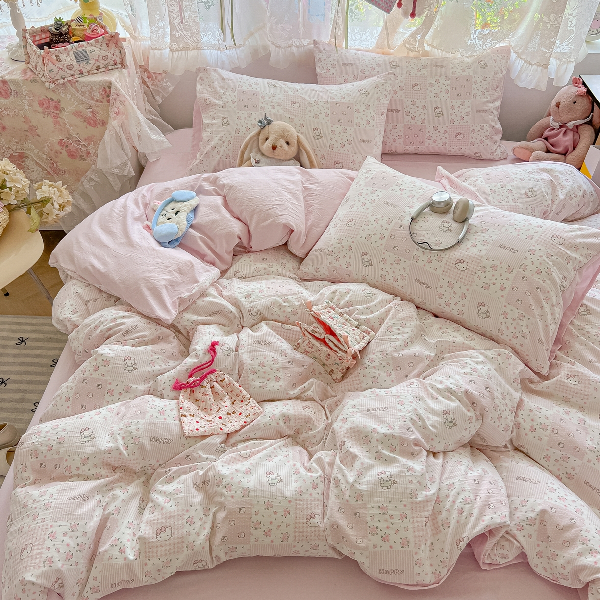 91家纺网 家纺一手货源 找家纺 盼季家纺 2025新款A类水洗棉印花双拼床上用品四件套学生宿舍床笠三件套 简单款-碎花格格瞄