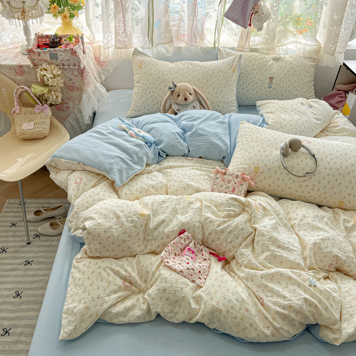 91家纺网 家纺一手货源 找家纺 盼季家纺 2025新款A类水洗棉印花双拼床上用品四件套学生宿舍床笠三件套 简单款-碎花萌萌熊