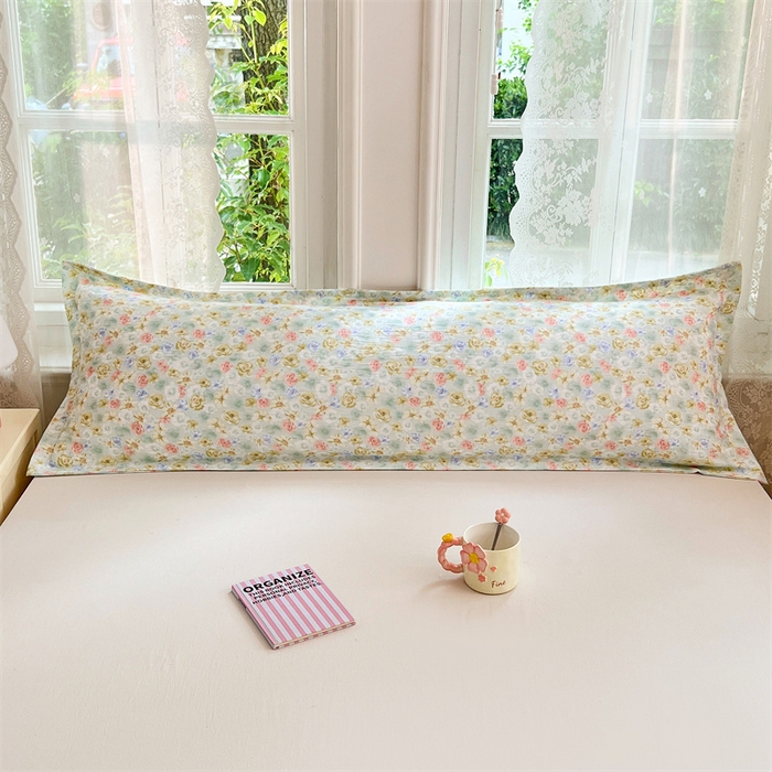 91家纺网 家纺一手货源 找家纺 梦舒羽 2025新款云感双层纱印花双人枕套情侣1.5m枕芯套1.8床枕头 春日初见