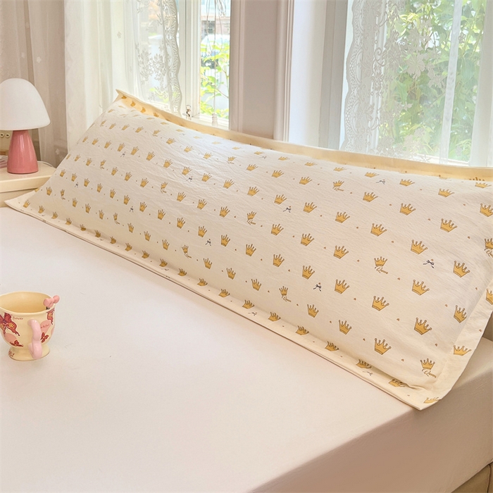 91家纺网 家纺一手货源 找家纺 梦舒羽 2025新款云感双层纱印花双人枕套情侣1.5m枕芯套1.8床枕头 小皇冠