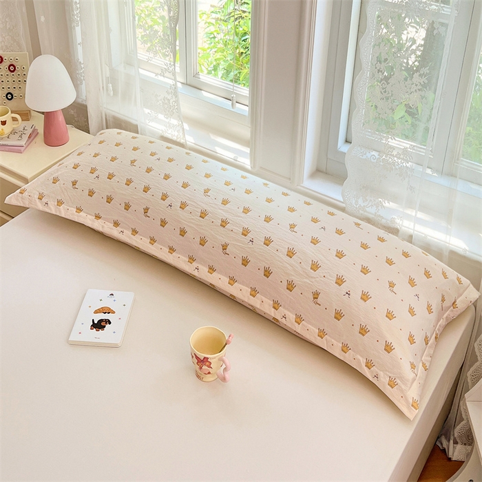 91家纺网 家纺一手货源 找家纺 梦舒羽 2025新款云感双层纱印花双人枕套情侣1.5m枕芯套1.8床枕头 小皇冠