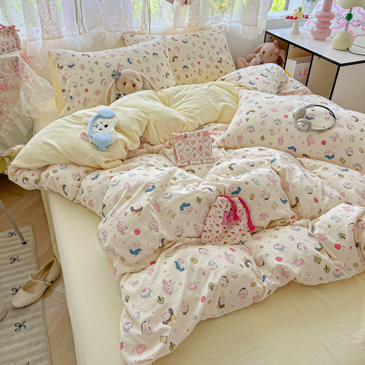 91家纺网 家纺一手货源 找家纺 盼季家纺 2025新款A类水洗棉印花双拼床上用品四件套学生宿舍床笠三件套 简单款-同学聚会