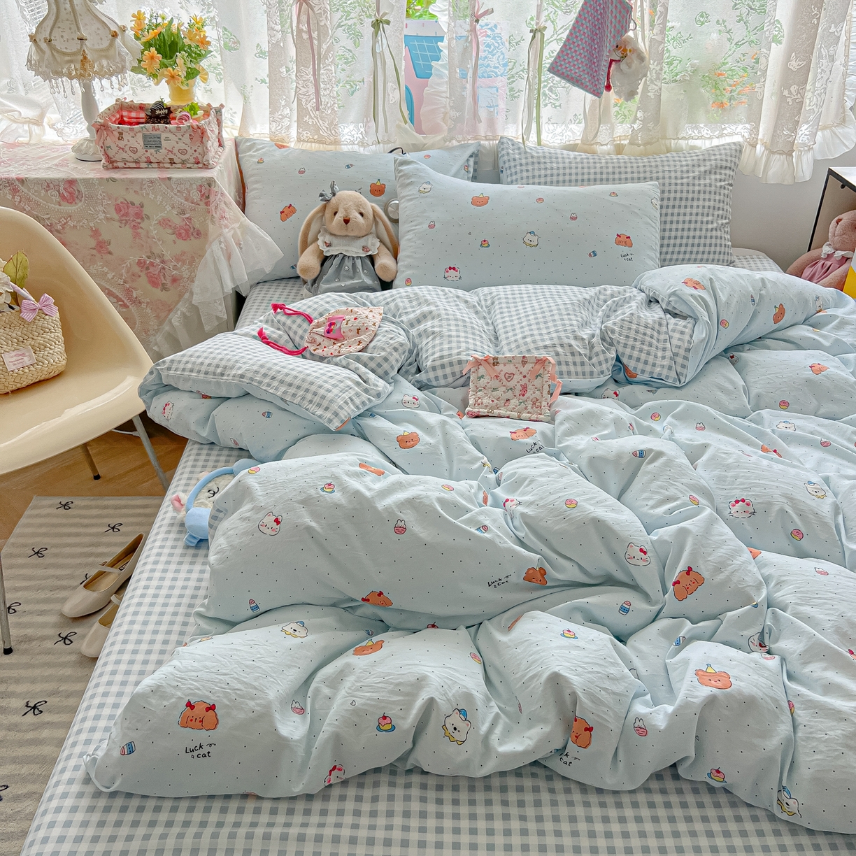 91家纺网 家纺一手货源 找家纺 盼季家纺 2025新款A类水洗棉印花双拼床上用品四件套学生宿舍床笠三件套 简单款-小熊PARTY