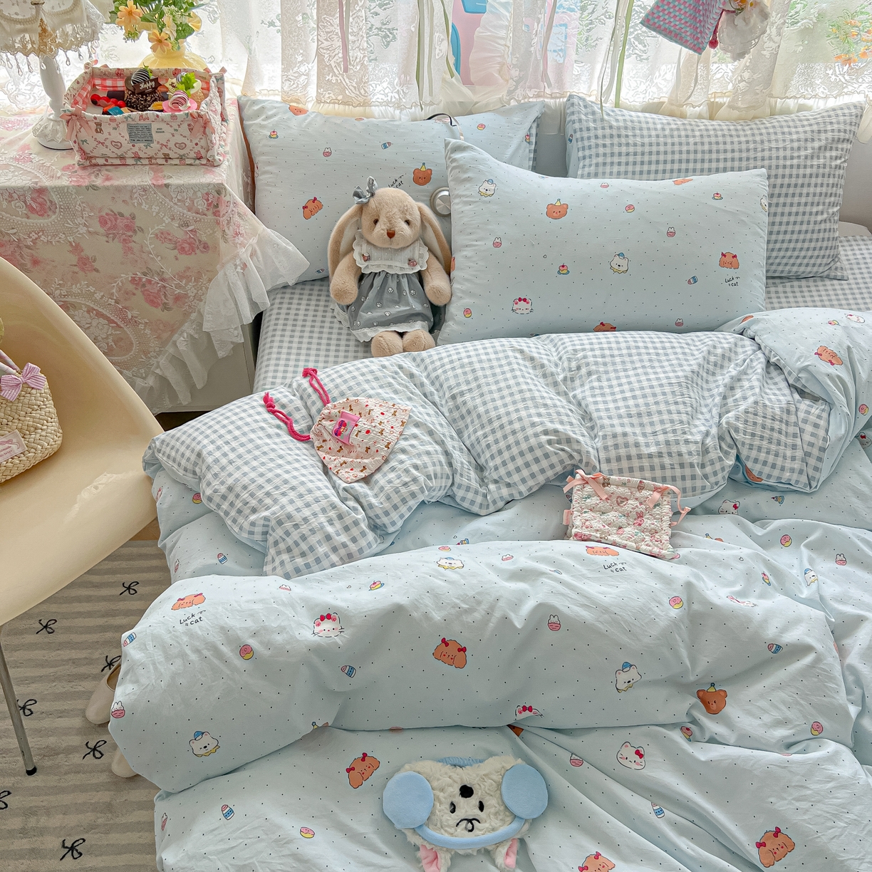 91家纺网 家纺一手货源 找家纺 盼季家纺 2025新款A类水洗棉印花双拼床上用品四件套学生宿舍床笠三件套 简单款-小熊PARTY