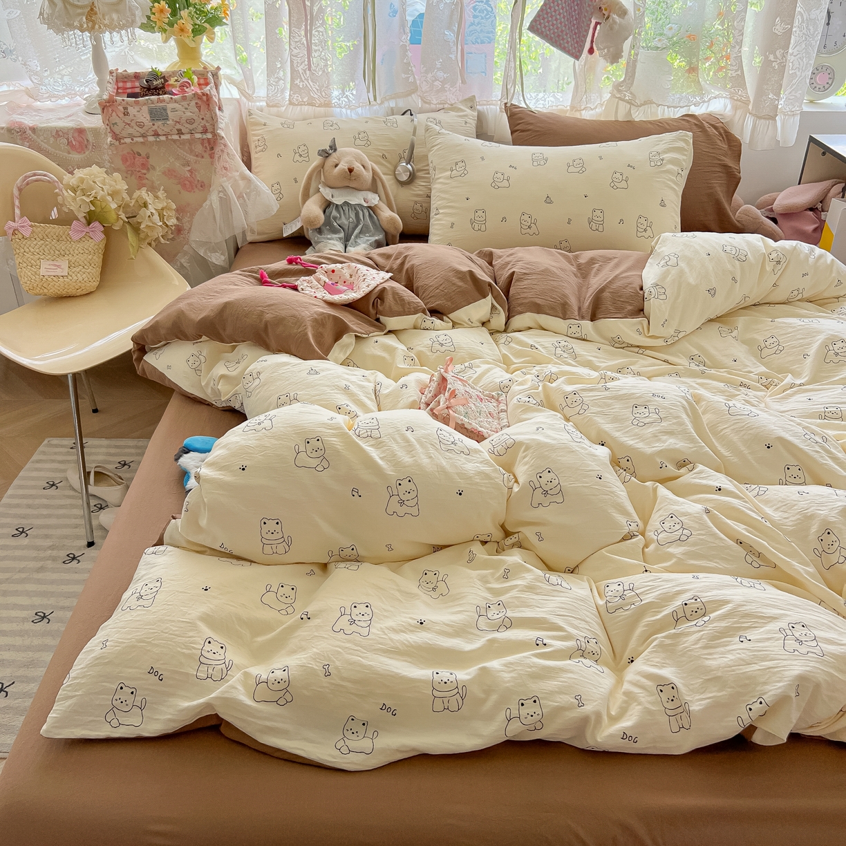 91家纺网 家纺一手货源 找家纺 盼季家纺 2025新款A类水洗棉印花双拼床上用品四件套学生宿舍床笠三件套 简单款-一只汪汪