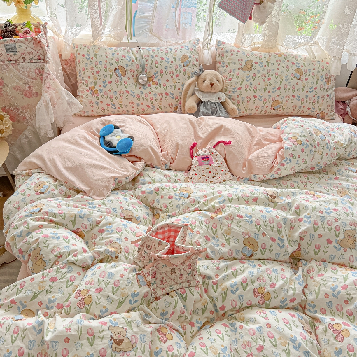 91家纺网 家纺一手货源 找家纺 盼季家纺 2025新款A类水洗棉印花双拼床上用品四件套学生宿舍床笠三件套 简单款-郁金香小狗