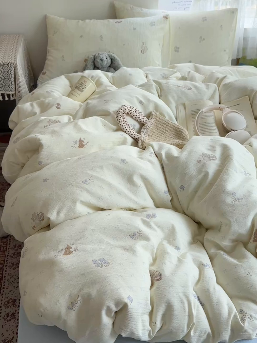 91家纺网 家纺一手货源 找家纺 红嘴企鹅 2025新款水洗棉四件套 淡彩繁花