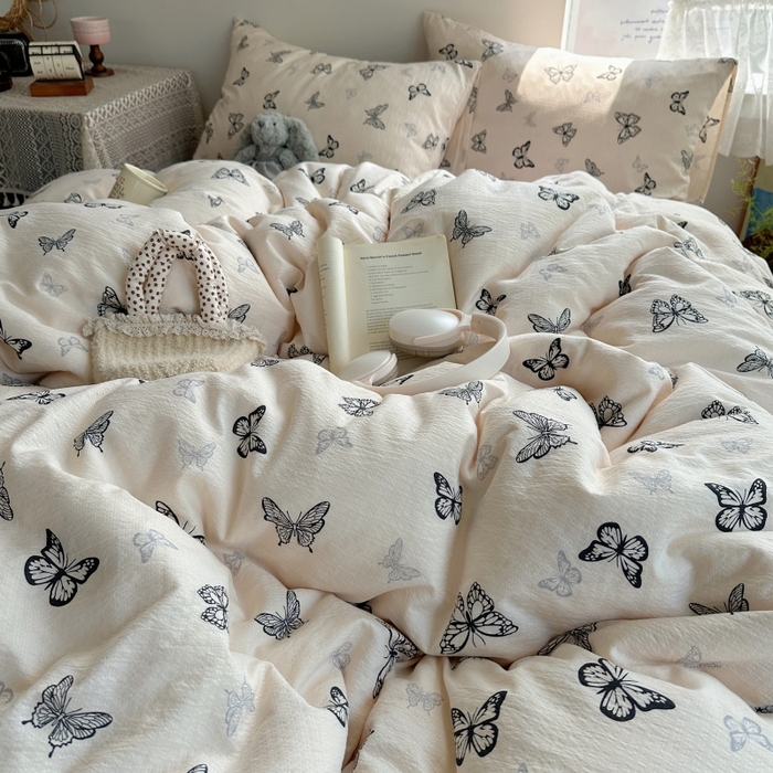 91家纺网 家纺一手货源 找家纺 红嘴企鹅 2025新款水洗棉四件套 蝴蝶柔纱