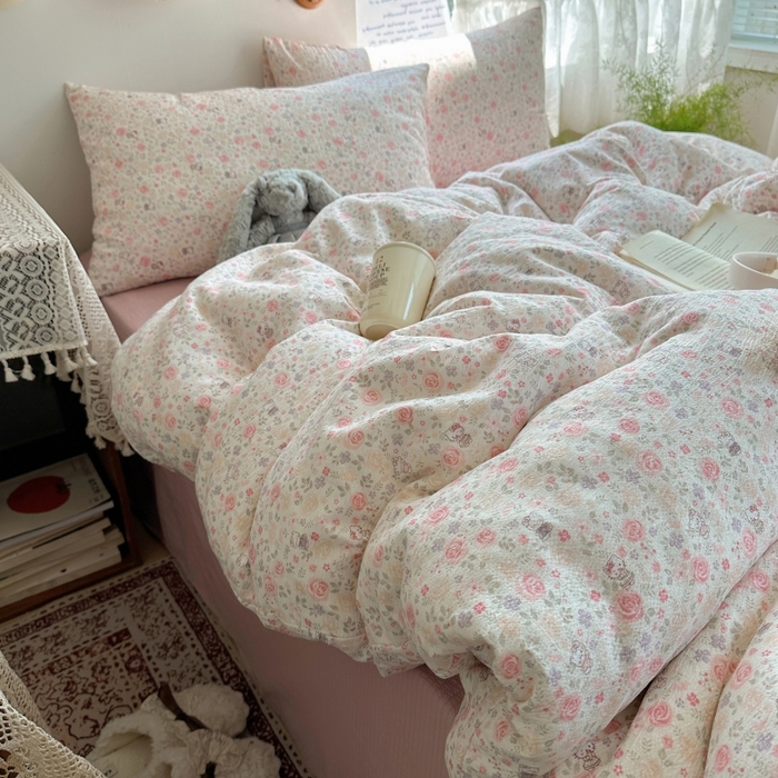 91家纺网 家纺一手货源 找家纺 红嘴企鹅 2025新款水洗棉四件套 凯蒂花漾