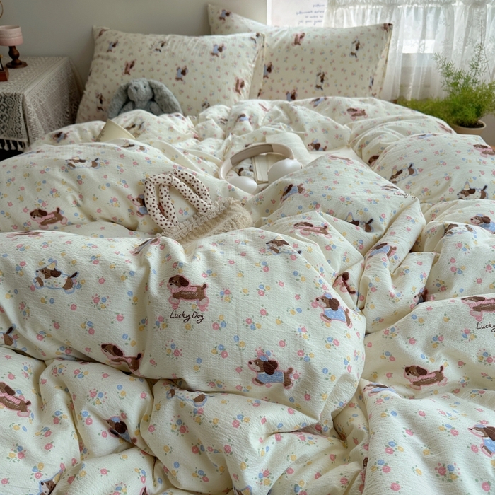 91家纺网 家纺一手货源 找家纺 红嘴企鹅 2025新款水洗棉四件套 甜心小狗