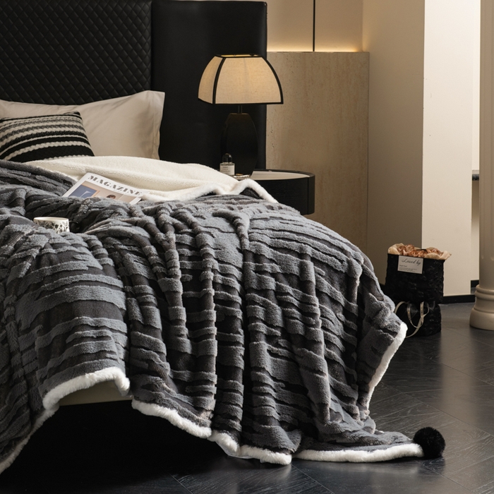 91家纺网 家纺一手货源 找家纺 （总）潮邦创意家居 2025全新升级阳离子提花兔毛球毯毯子-雪兔波纹系列轻奢风格图