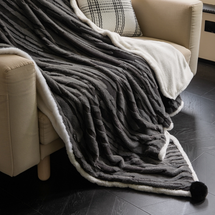 91家纺网 家纺一手货源 找家纺 （总）潮邦创意家居 2025全新升级阳离子提花兔毛球毯毯子-雪兔波纹系列轻奢风格图