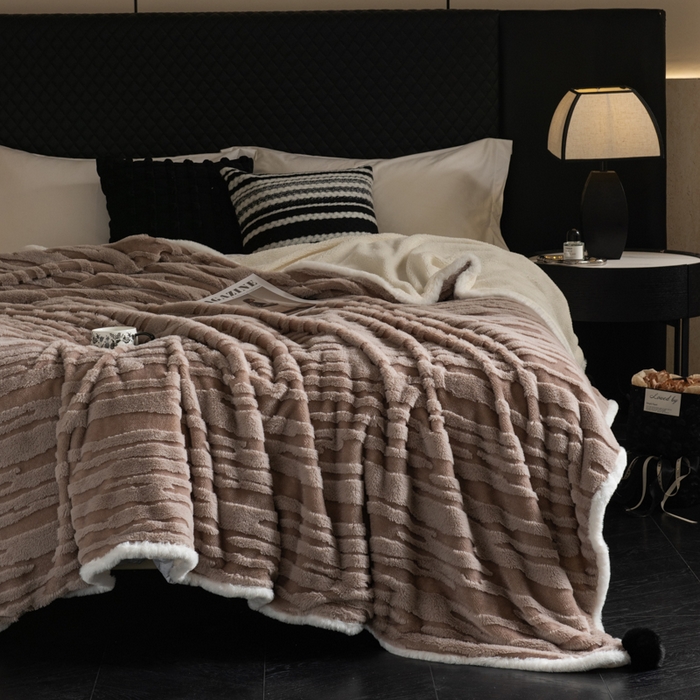 潮邦创意家居 2025全新升级阳离子提花兔毛球毯毯子-雪兔波纹系列轻奢风格图 雪兔波纹-浅焙咖