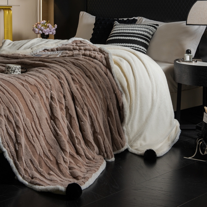 91家纺网 家纺一手货源 找家纺 潮邦创意家居 2025全新升级阳离子提花兔毛球毯毯子-雪兔波纹系列轻奢风格图 雪兔波纹-浅焙咖