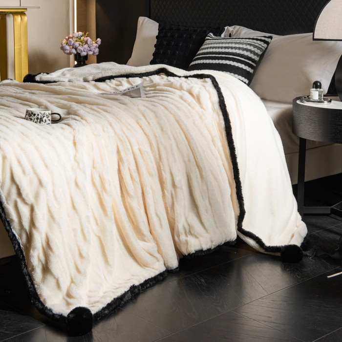 91家纺网 家纺一手货源 找家纺 潮邦创意家居 2025全新升级阳离子提花兔毛球毯毯子-雪兔波纹系列轻奢风格图 雪兔波纹-雾绒白