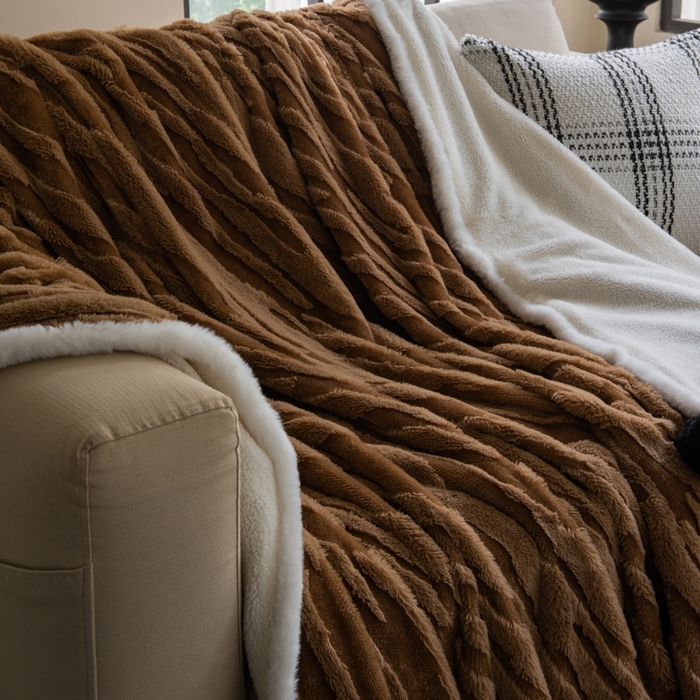 91家纺网 家纺一手货源 找家纺 潮邦创意家居 2025全新升级阳离子提花兔毛球毯毯子-雪兔波纹系列轻奢风格图 雪兔波纹-烟绒棕