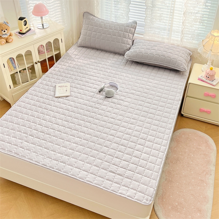 91家纺网 家纺一手货源 找家纺 梦舒羽 2025新款云感双层纱夹棉床褥床护垫床垫保护垫学生宿舍专用三件套 梦境灰