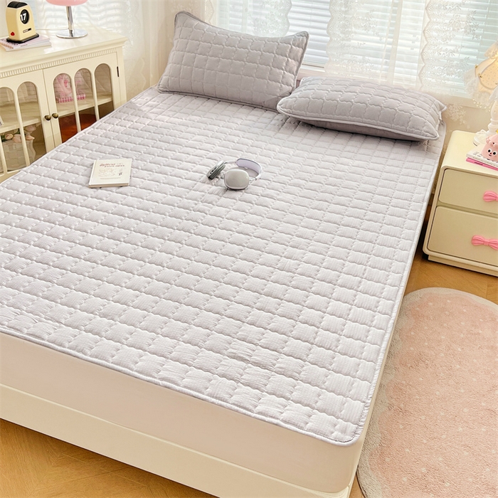 91家纺网 家纺一手货源 找家纺 梦舒羽 2025新款云感双层纱夹棉床褥床护垫床垫保护垫学生宿舍专用三件套 梦境灰