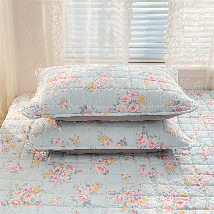 91家纺网 家纺一手货源 找家纺 梦舒羽 2025新款云感双层纱夹棉床褥床护垫床垫保护垫学生宿舍专用三件套 繁花入梦