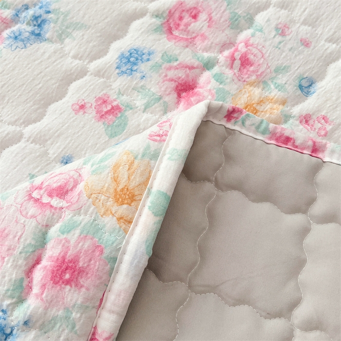 91家纺网 家纺一手货源 找家纺 梦舒羽 2025新款云感双层纱夹棉床褥床护垫床垫保护垫学生宿舍专用三件套 朝花夕拾