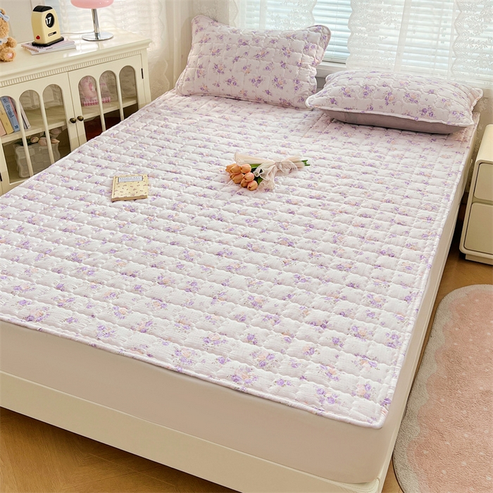 91家纺网 家纺一手货源 找家纺 梦舒羽 2025新款云感双层纱夹棉床褥床护垫床垫保护垫学生宿舍专用三件套 紫薇花园