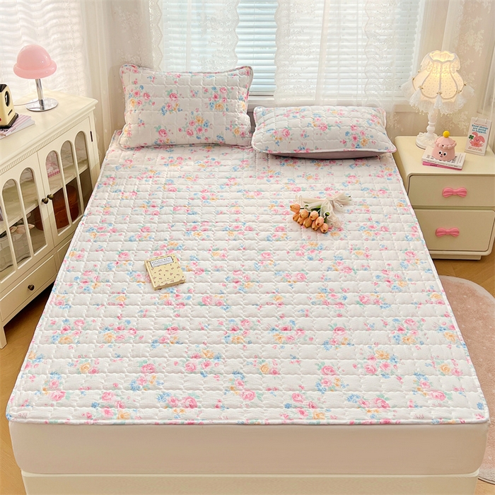 91家纺网 家纺一手货源 找家纺 梦舒羽 2025新款云感双层纱夹棉床褥床护垫床垫保护垫学生宿舍专用三件套 朝花夕拾