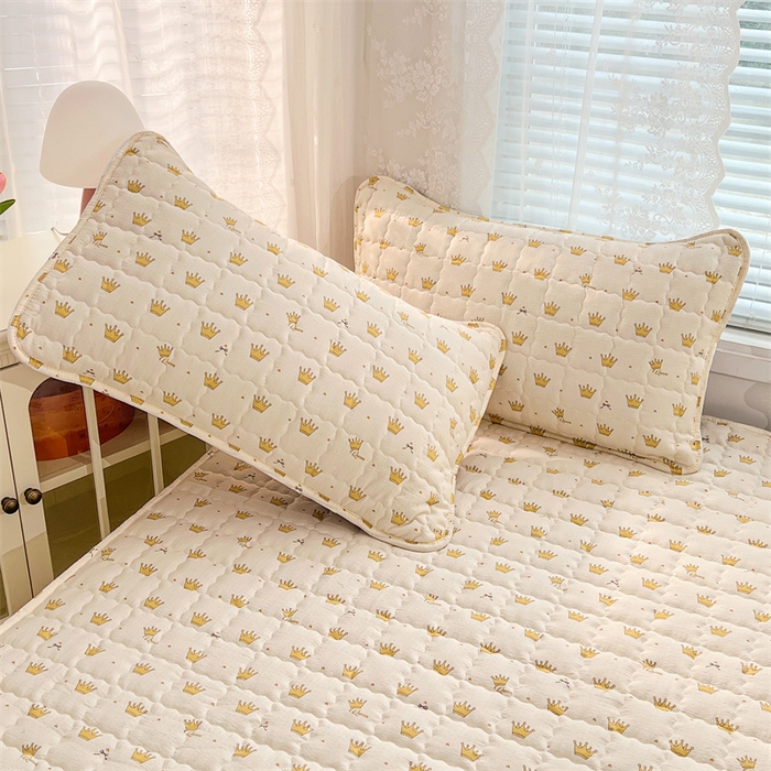 91家纺网 家纺一手货源 找家纺 梦舒羽 2025新款云感双层纱夹棉床褥床护垫床垫保护垫学生宿舍专用三件套 小皇冠