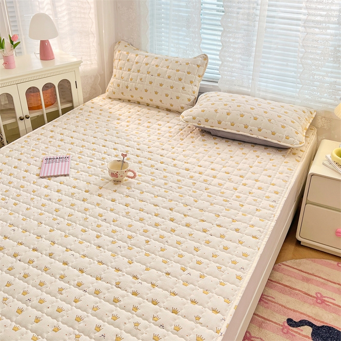 91家纺网 家纺一手货源 找家纺 梦舒羽 2025新款云感双层纱夹棉床褥床护垫床垫保护垫学生宿舍专用三件套 小皇冠