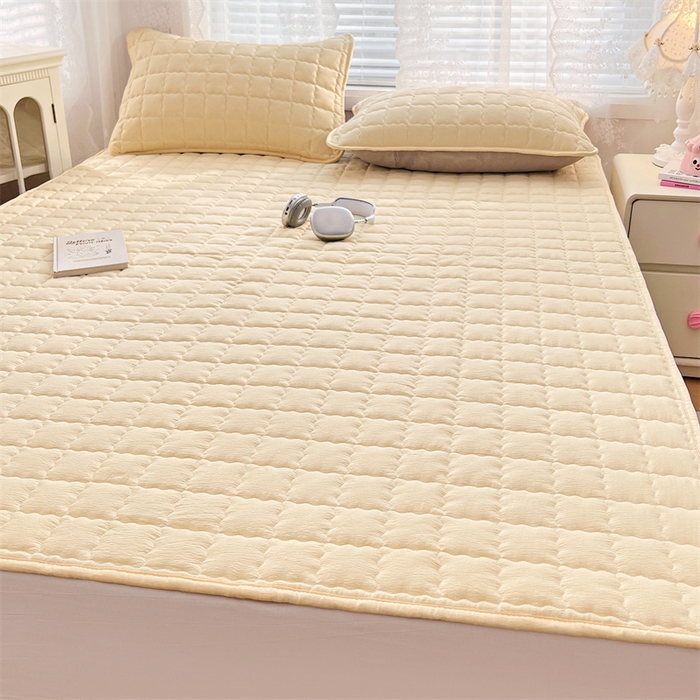 91家纺网 家纺一手货源 找家纺 梦舒羽 2025新款云感双层纱夹棉床褥床护垫床垫保护垫学生宿舍专用三件套 奶酪黄