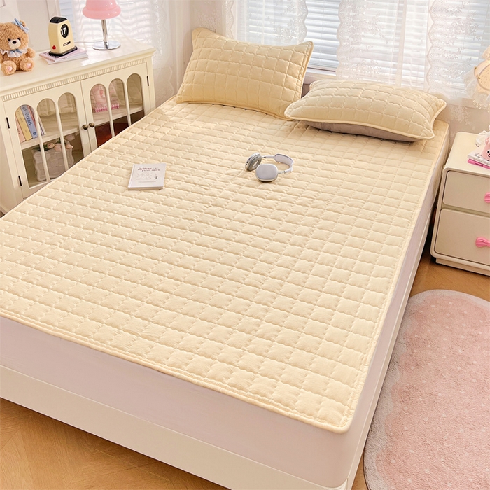 91家纺网 家纺一手货源 找家纺 梦舒羽 2025新款云感双层纱夹棉床褥床护垫床垫保护垫学生宿舍专用三件套 奶酪黄