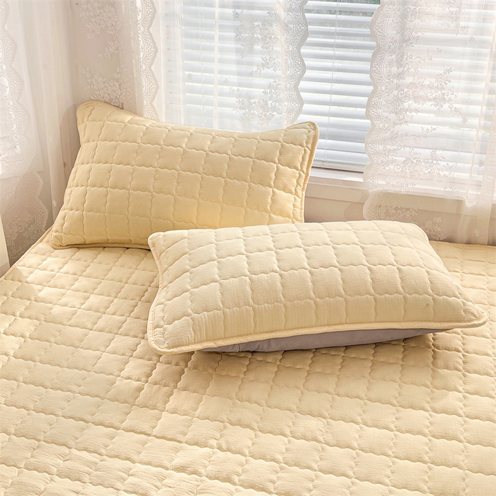 91家纺网 家纺一手货源 找家纺 梦舒羽 2025新款云感双层纱夹棉床褥床护垫床垫保护垫学生宿舍专用三件套 奶酪黄