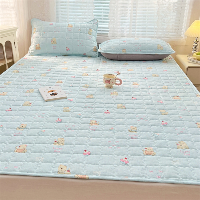 91家纺网 家纺一手货源 找家纺 梦舒羽 2025新款云感双层纱夹棉床褥床护垫床垫保护垫学生宿舍专用三件套 甜心小狗