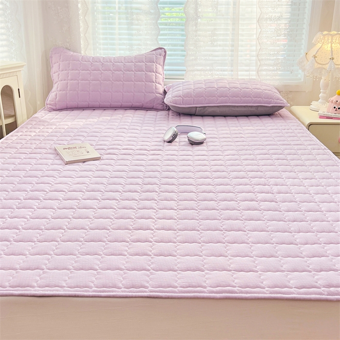 91家纺网 家纺一手货源 找家纺 梦舒羽 2025新款云感双层纱夹棉床褥床护垫床垫保护垫学生宿舍专用三件套 暮山紫