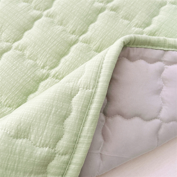 91家纺网 家纺一手货源 找家纺 梦舒羽 2025新款云感双层纱夹棉床褥床护垫床垫保护垫学生宿舍专用三件套 抹茶绿