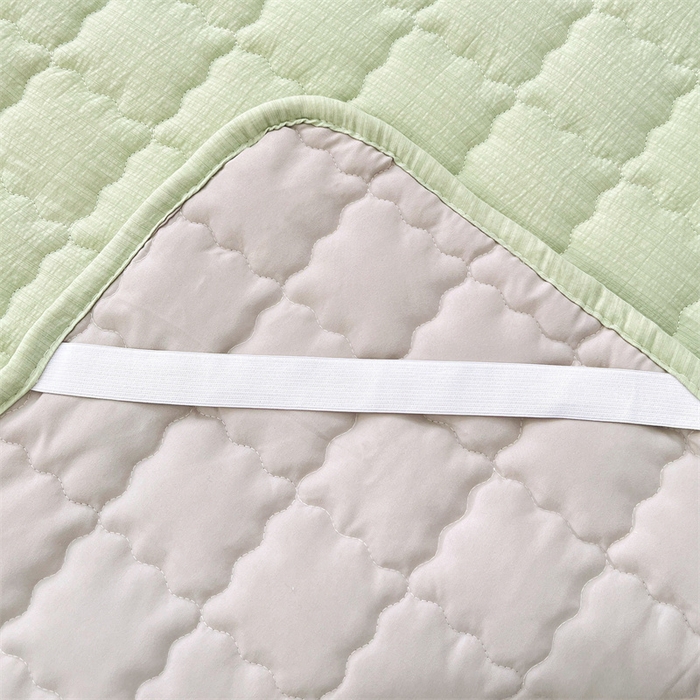 91家纺网 家纺一手货源 找家纺 梦舒羽 2025新款云感双层纱夹棉床褥床护垫床垫保护垫学生宿舍专用三件套 抹茶绿