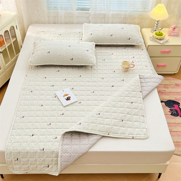 91家纺网 家纺一手货源 找家纺 梦舒羽 2025新款云感双层纱夹棉床褥床护垫床垫保护垫学生宿舍专用三件套 快乐逐梦