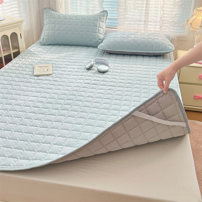 91家纺网 家纺一手货源 找家纺 梦舒羽 2025新款云感双层纱夹棉床褥床护垫床垫保护垫学生宿舍专用三件套 夏日蓝