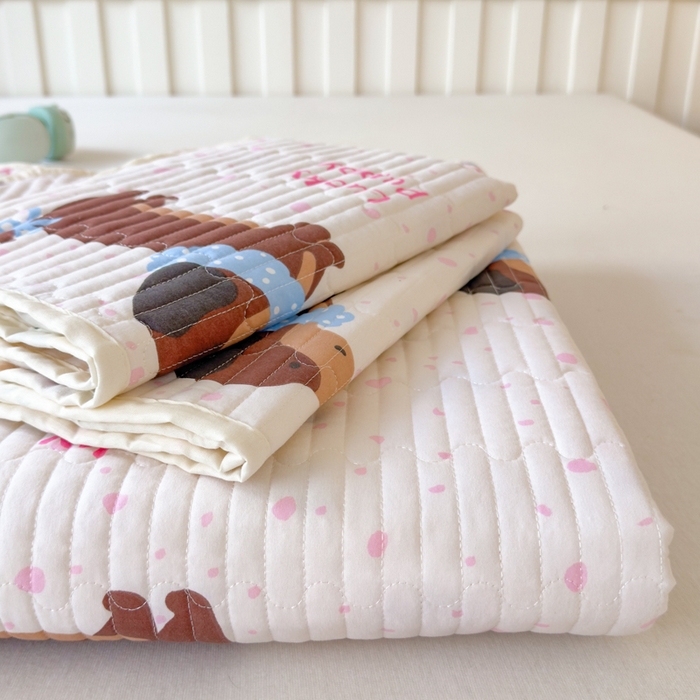 91家纺网 家纺一手货源 找家纺 鑫利来家纺 2025新款水洗棉夹棉床盖印花卡通-四季款 幸运狗