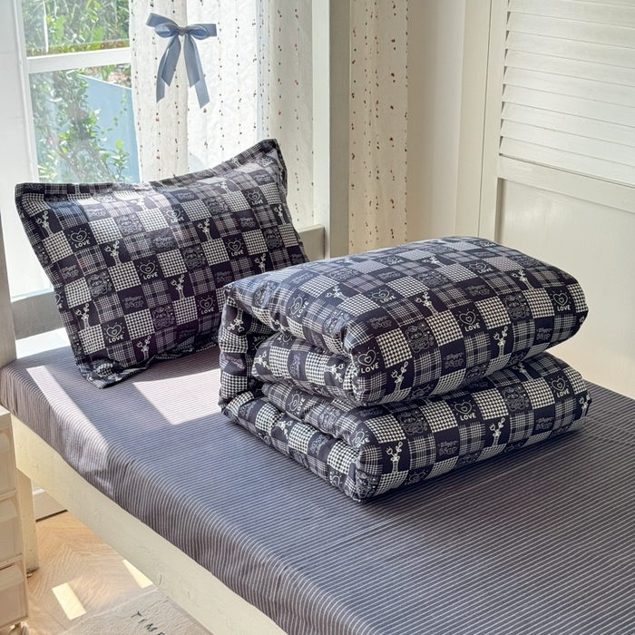 91家纺网 家纺一手货源 找家纺 简冠 开学季2025植物羊绒学生宿舍上下铺学生三件套学生床垫被子被芯大礼包 柏拉图