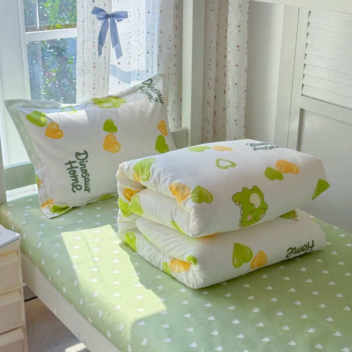 91家纺网 家纺一手货源 找家纺 简冠 开学季2025植物羊绒学生宿舍上下铺学生三件套学生床垫被子被芯大礼包 憧憬