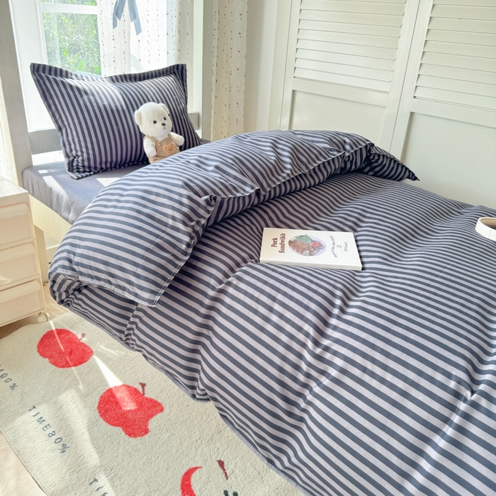 91家纺网 家纺一手货源 找家纺 简冠 开学季2025植物羊绒学生宿舍上下铺学生三件套学生床垫被子被芯大礼包 流年时光