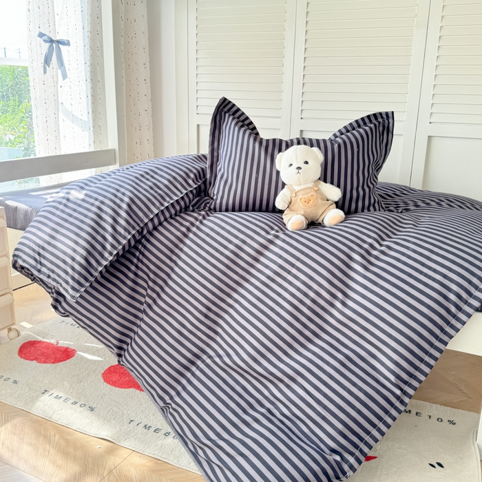 91家纺网 家纺一手货源 找家纺 简冠 开学季2025植物羊绒学生宿舍上下铺学生三件套学生床垫被子被芯大礼包 流年时光